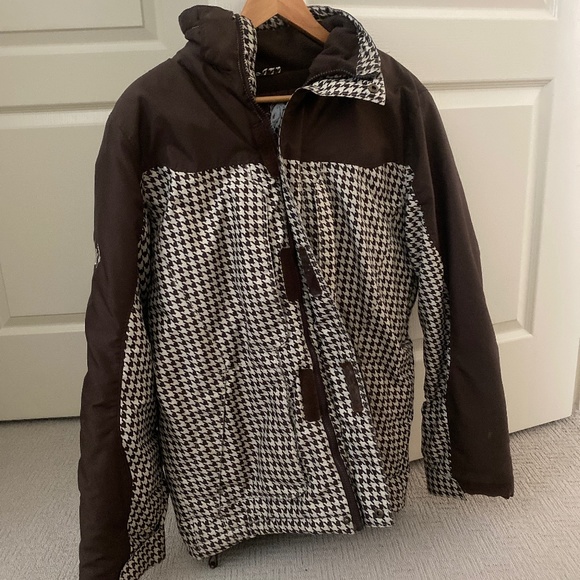 Winter coat - Picture 1 of 3